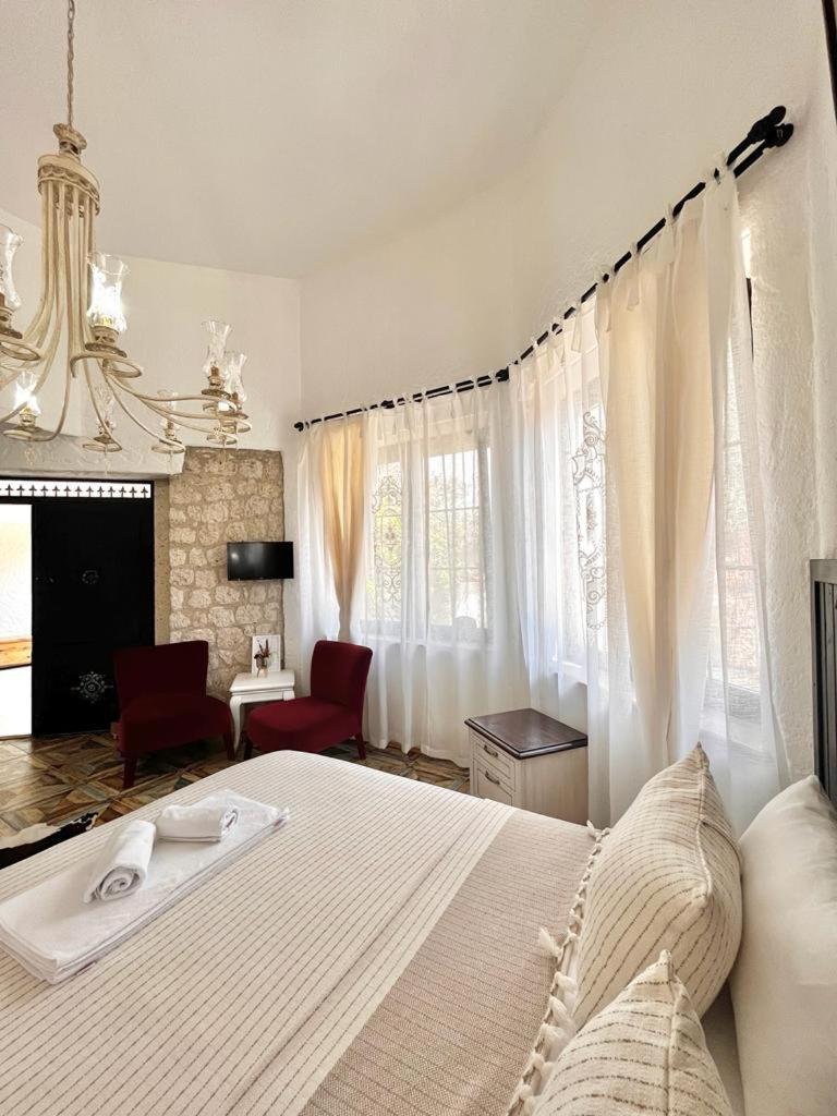 Alacati Albatross Hotel 외부 사진